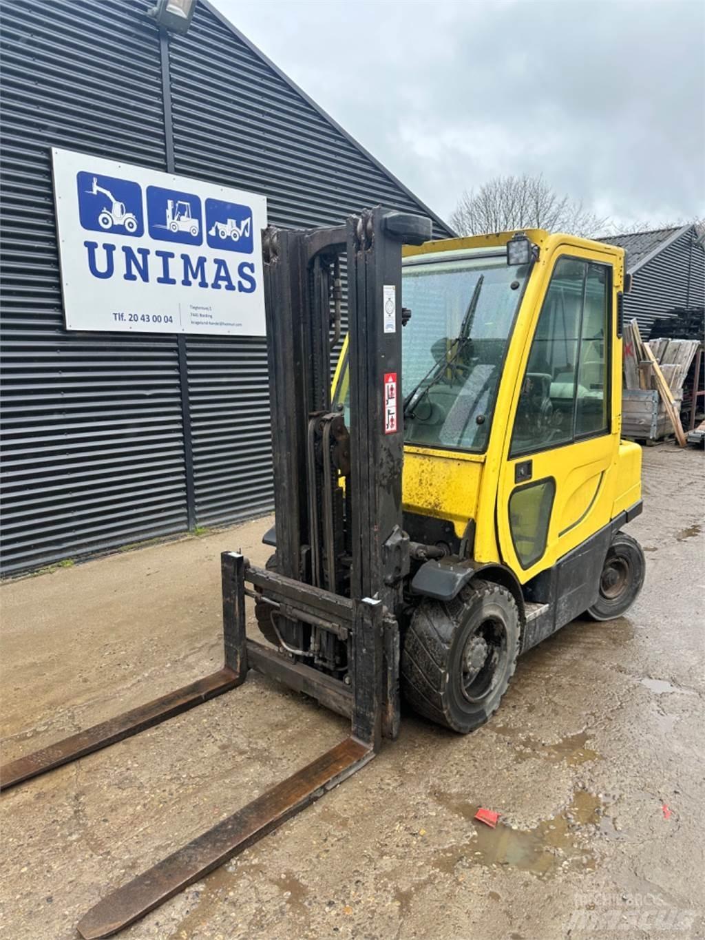 Hyster H3.0FT LPG trucks