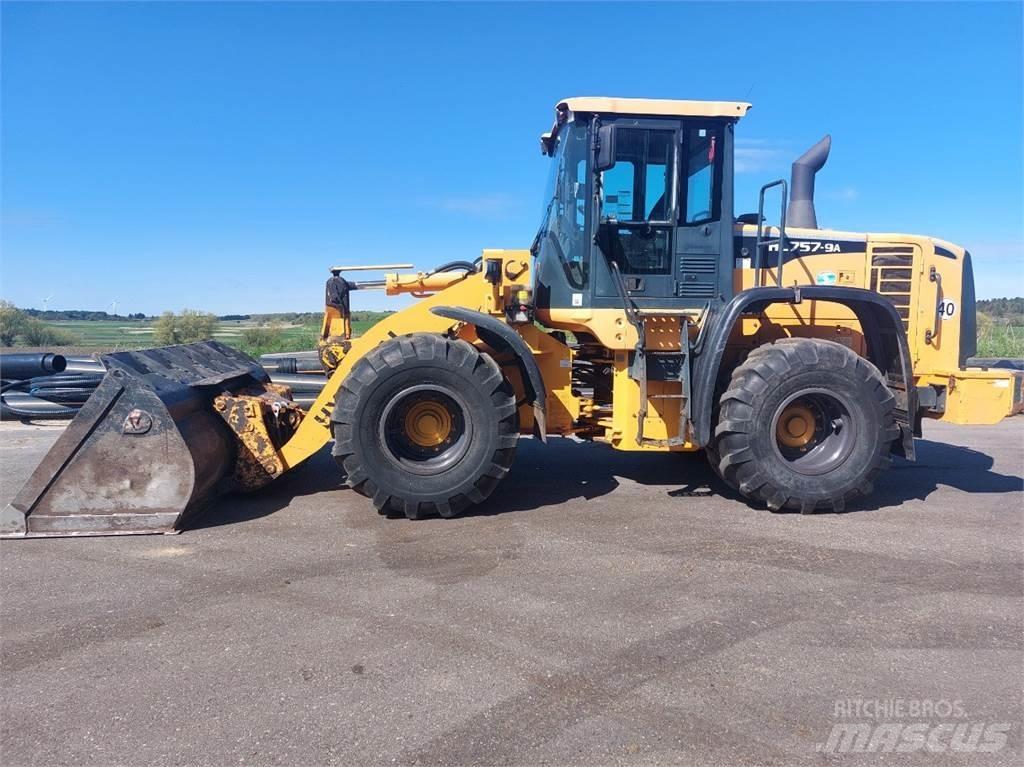 Hyundai HL757-9A Wheel loaders