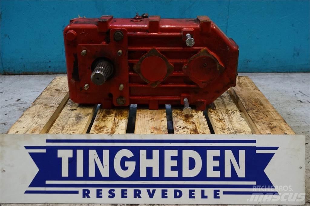 JF Fodervogn Mixer feeders