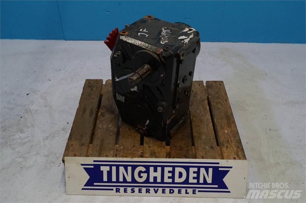 JF Fodervogn Mixer feeders