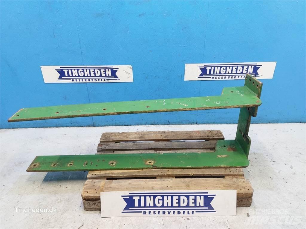John Deere  Front loader accessories