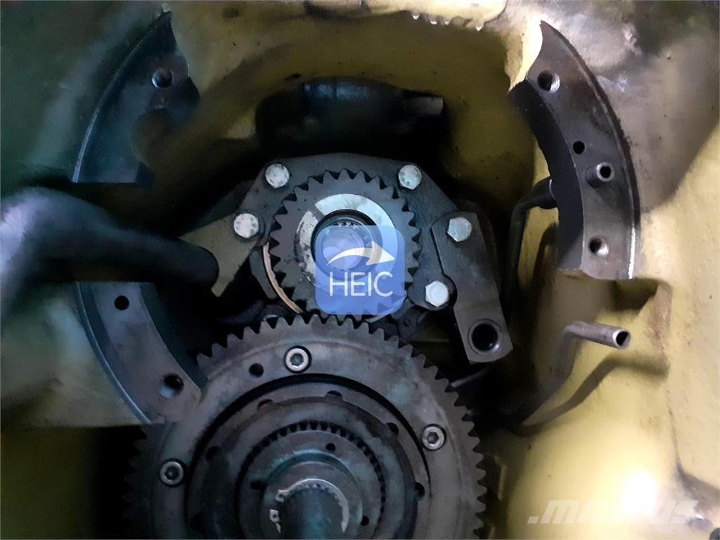 John Deere 2040 Transmission