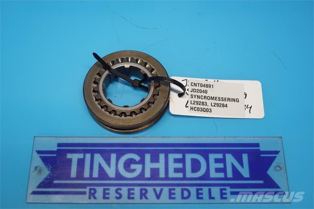 John Deere 2040 Transmission