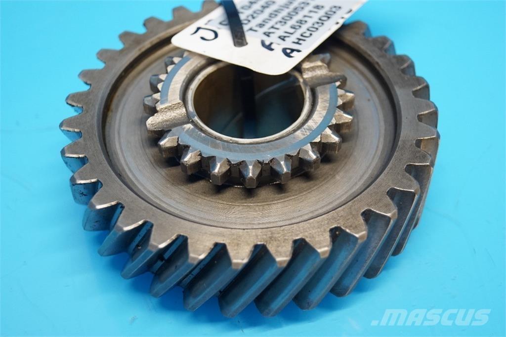 John Deere 2040 Transmission