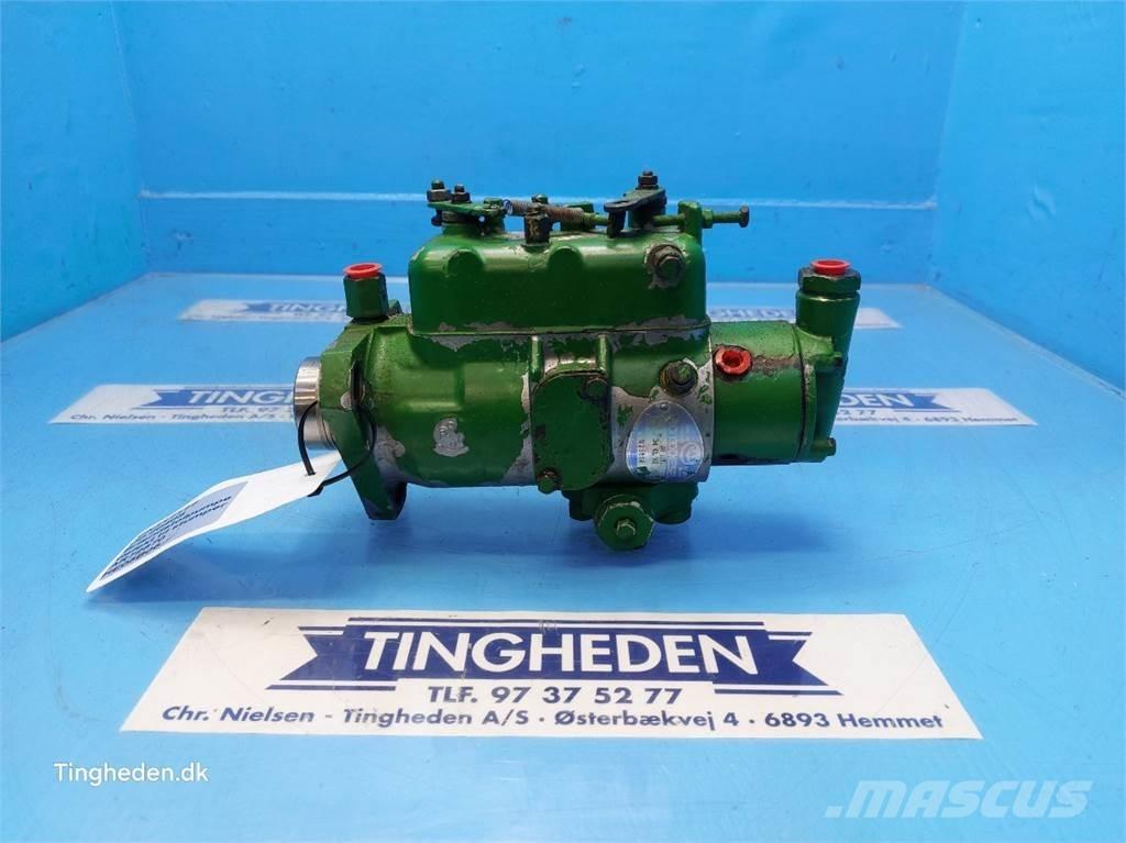 John Deere 2040S Engines