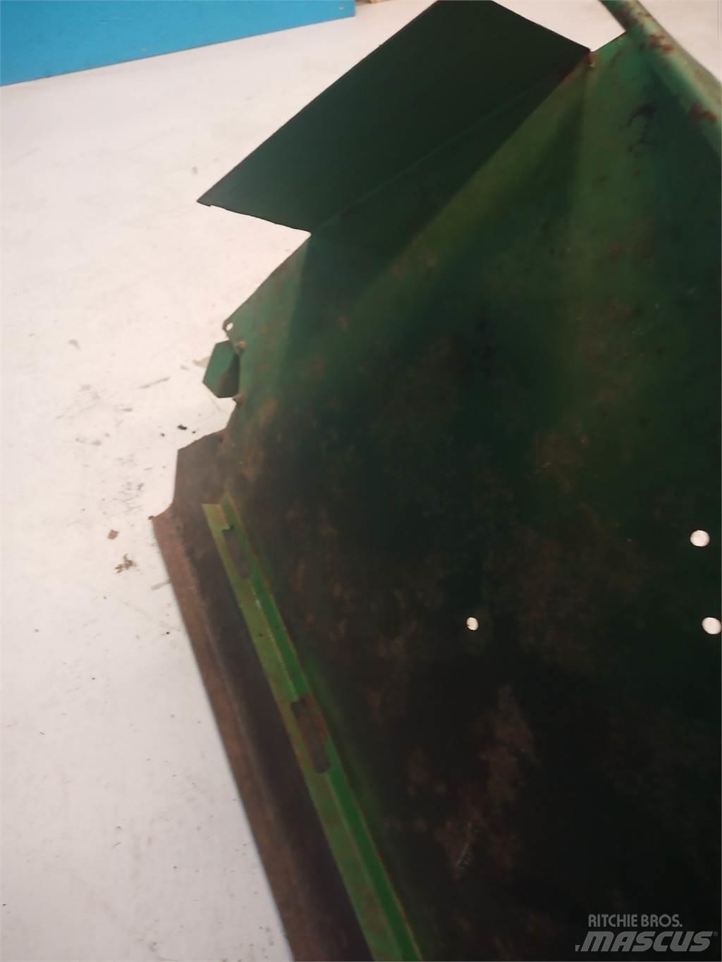 John Deere 2054 Agriculture - Others