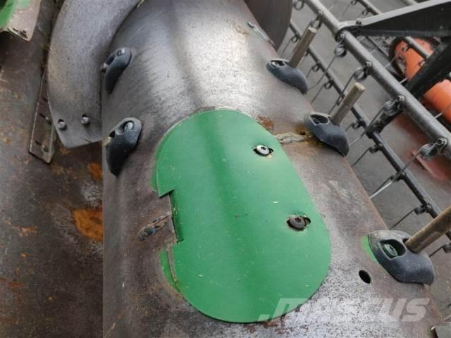 John Deere 25 Combine harvester accessories