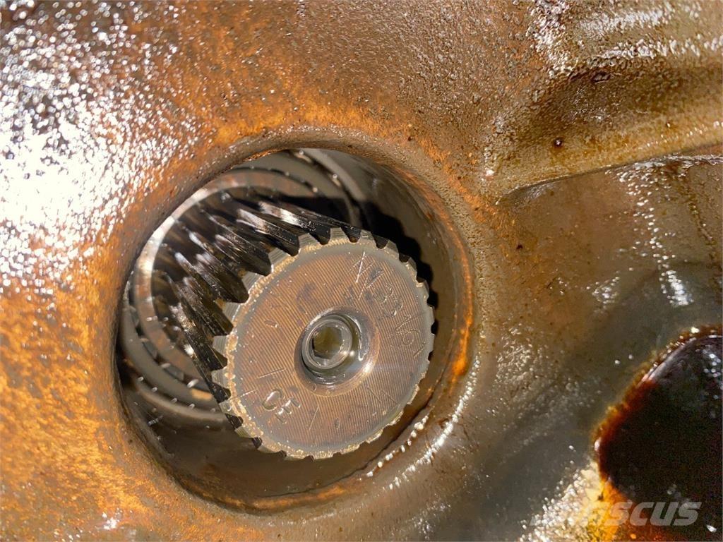 John Deere 9680 Transmission