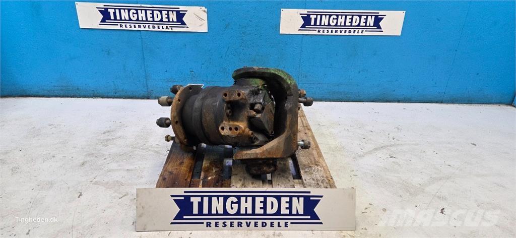 John Deere S690 Combine harvester accessories