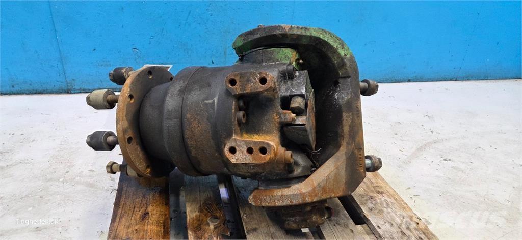 John Deere S690 Combine harvester accessories