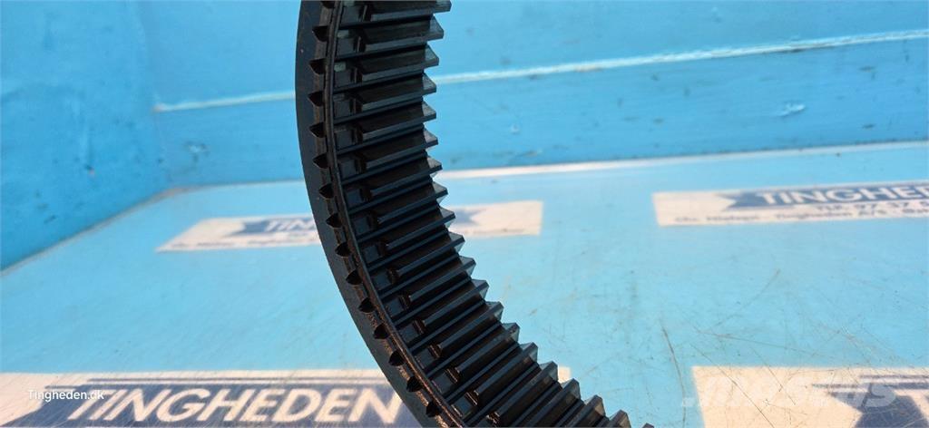 Kramer 521 Axles