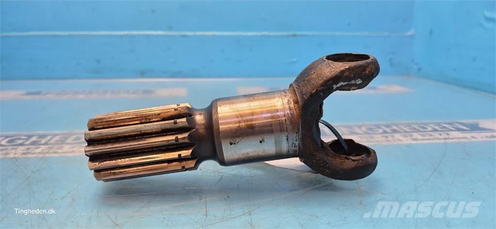 Kramer 521 Axles