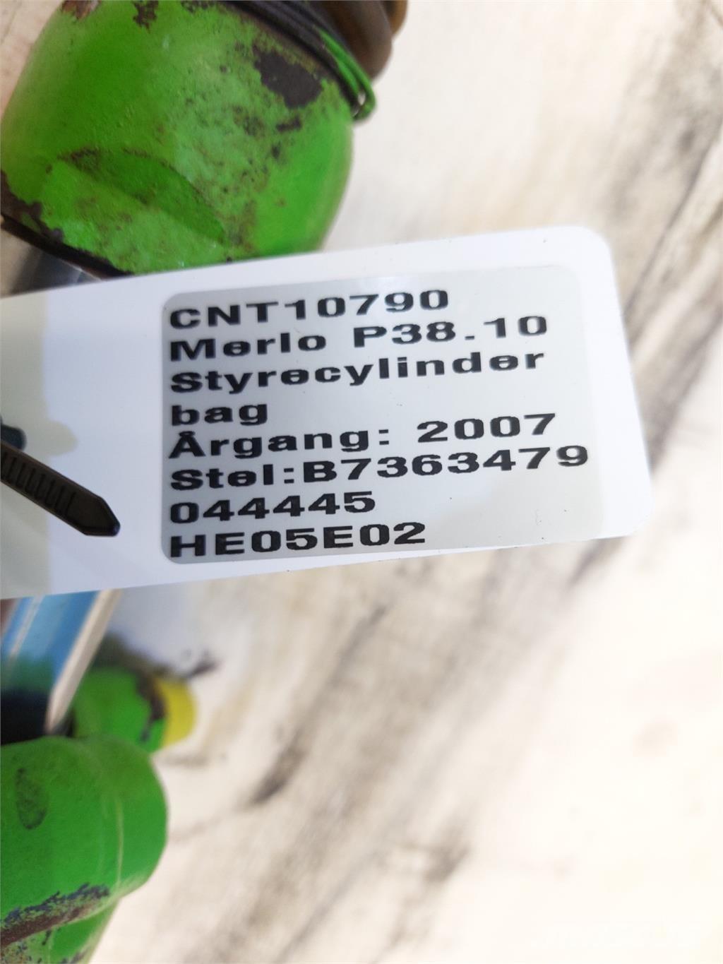Merlo P38.10 Hydraulics