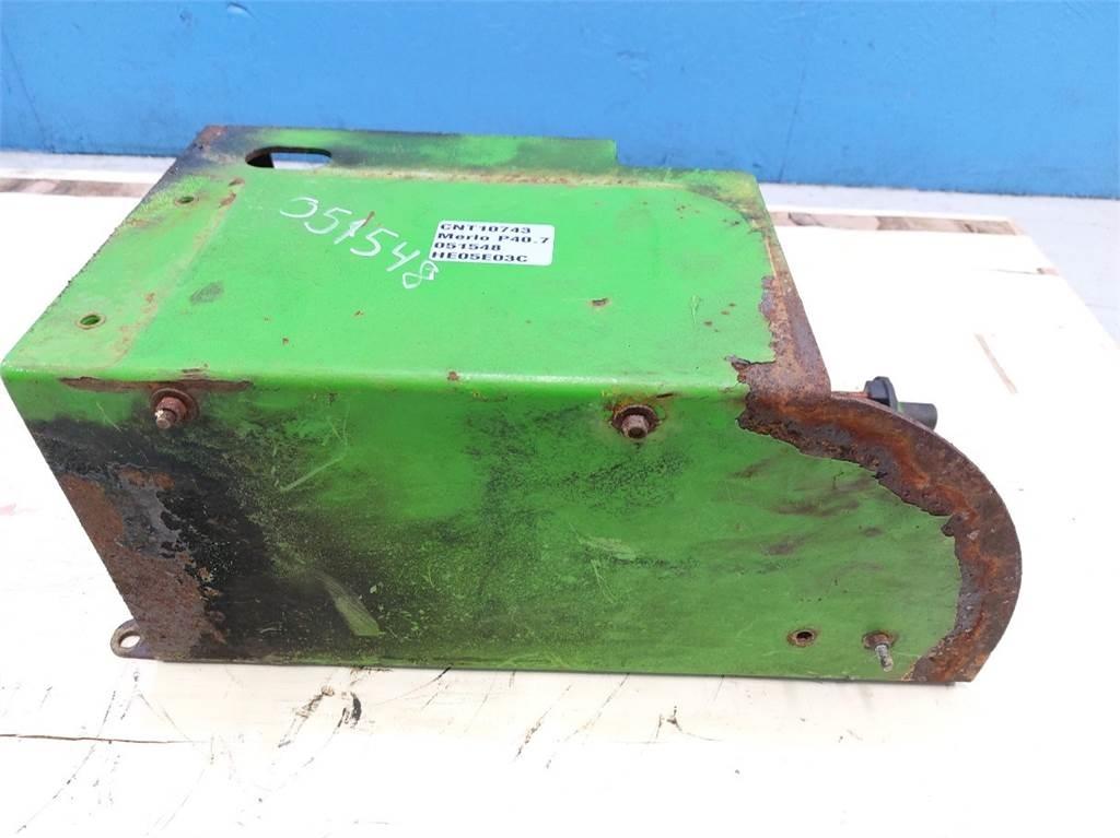 Merlo P40.7 Screening buckets