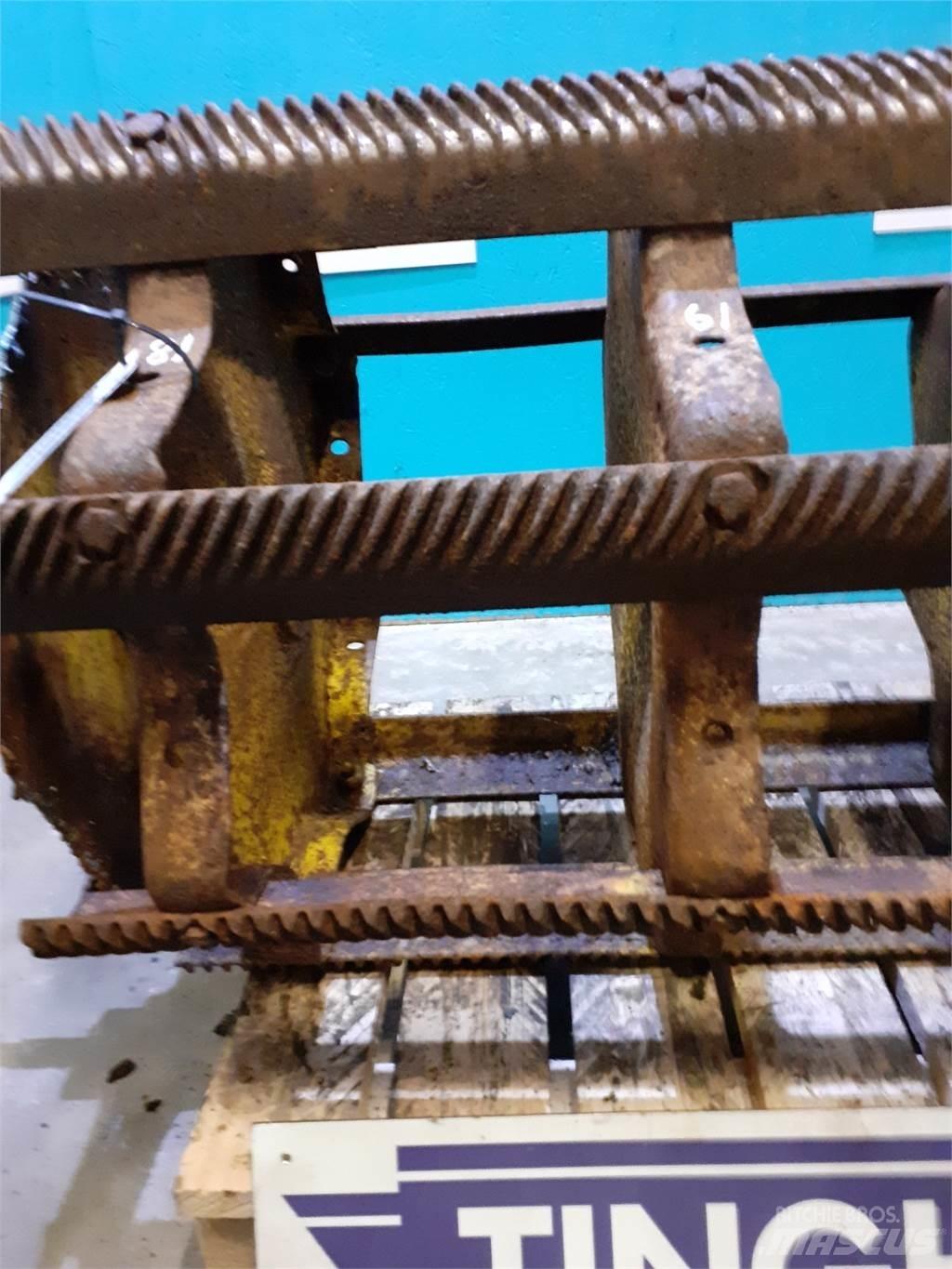 New Holland 1540 Combine harvester accessories