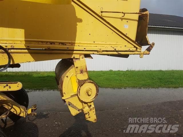 New Holland 1550 Combine harvester accessories