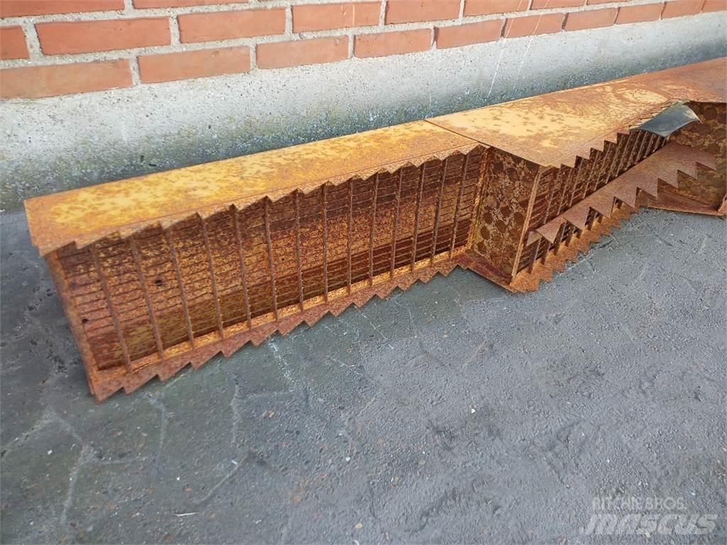 New Holland 8060 Combine harvester accessories