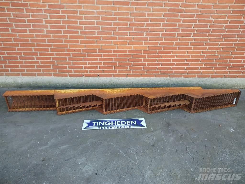 New Holland 8060 Combine harvester accessories