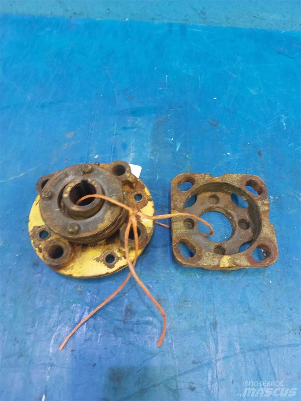 New Holland 8070 Combine harvester accessories