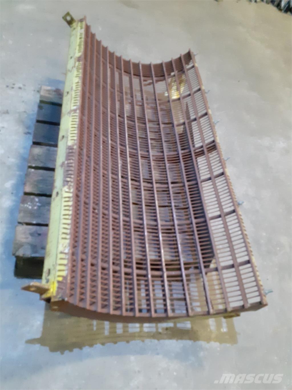 New Holland M140 Combine harvester accessories