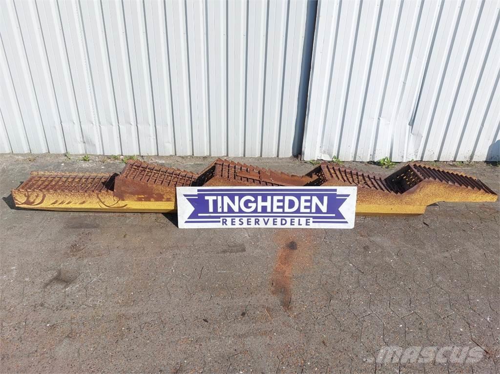 New Holland TX65 Combine harvester accessories