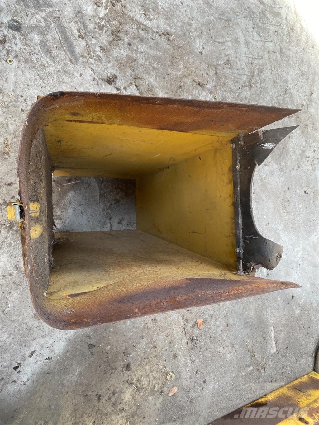 New Holland TX68 Combine harvester accessories