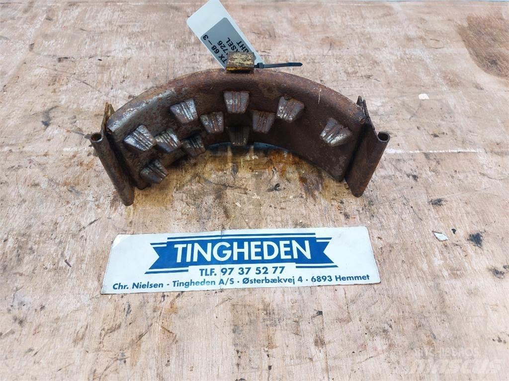 New Holland TX68 Combine harvester accessories