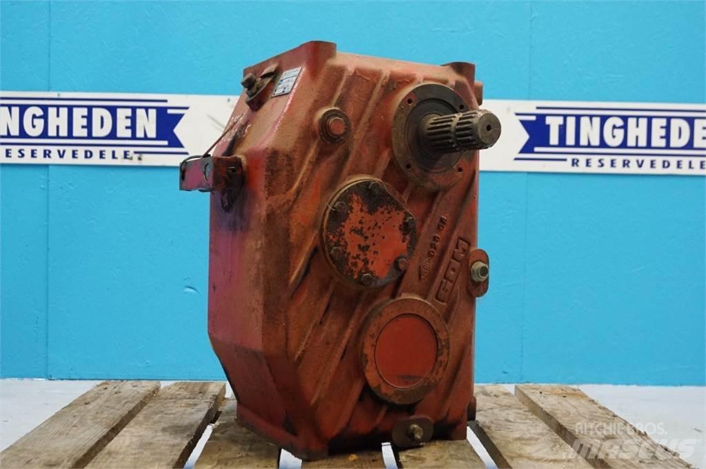 RMH Fodervogn Mixer feeders