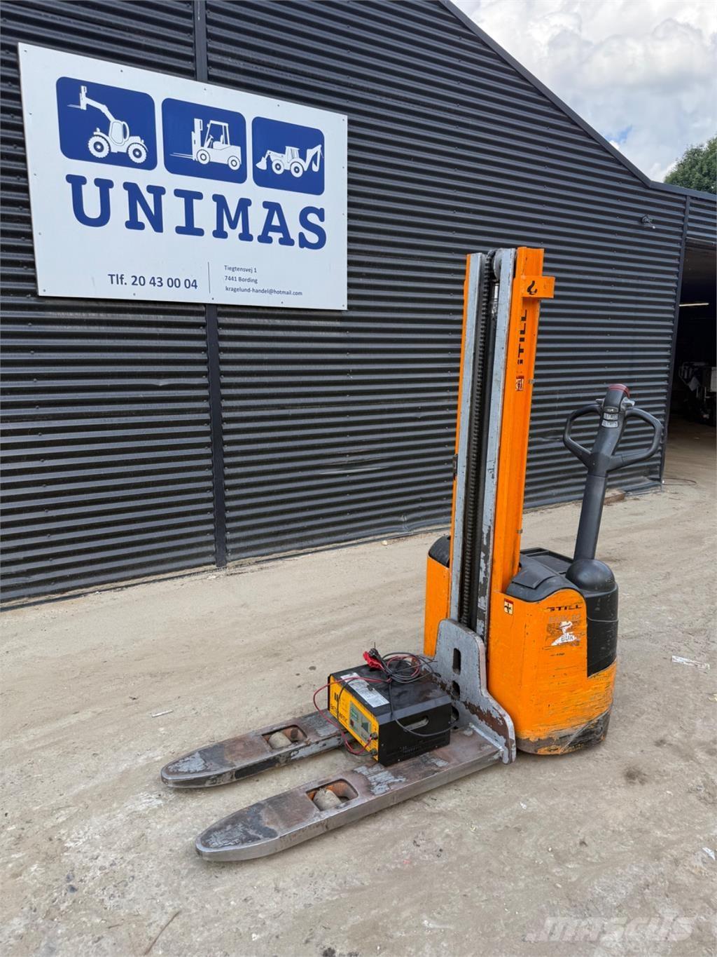 Still EGV10 Hand pallet stackers