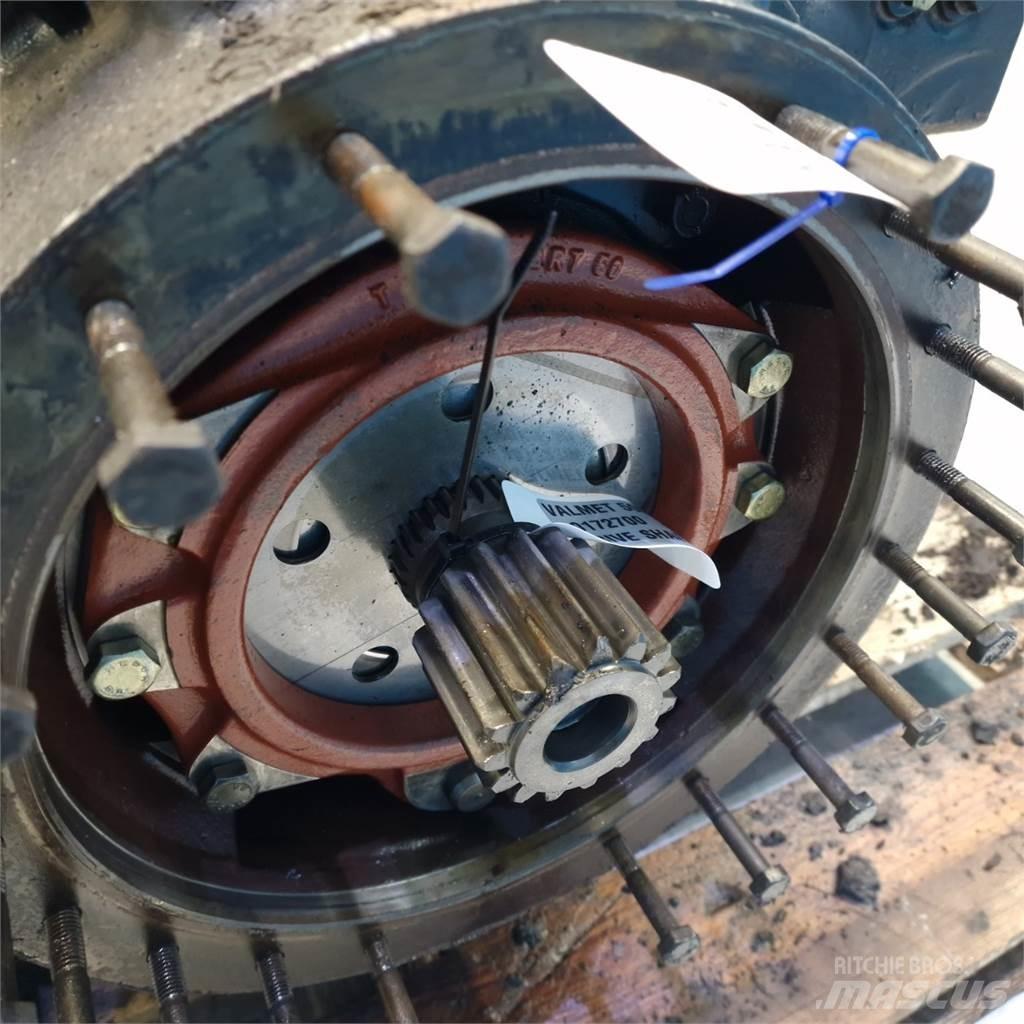 Valmet 505 Transmission
