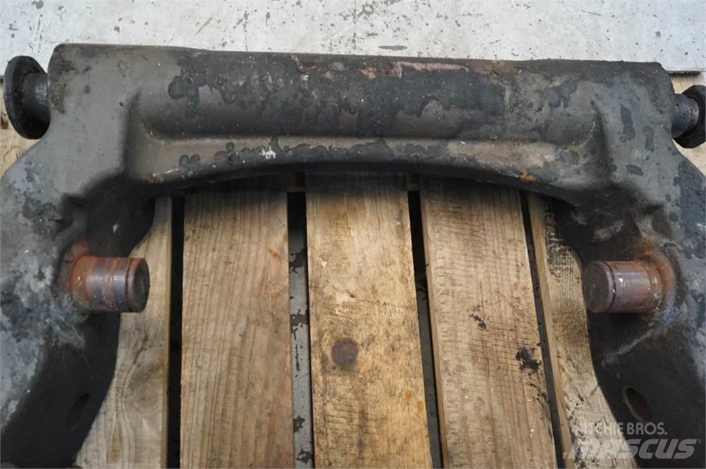 Valtra T213 Front loader accessories