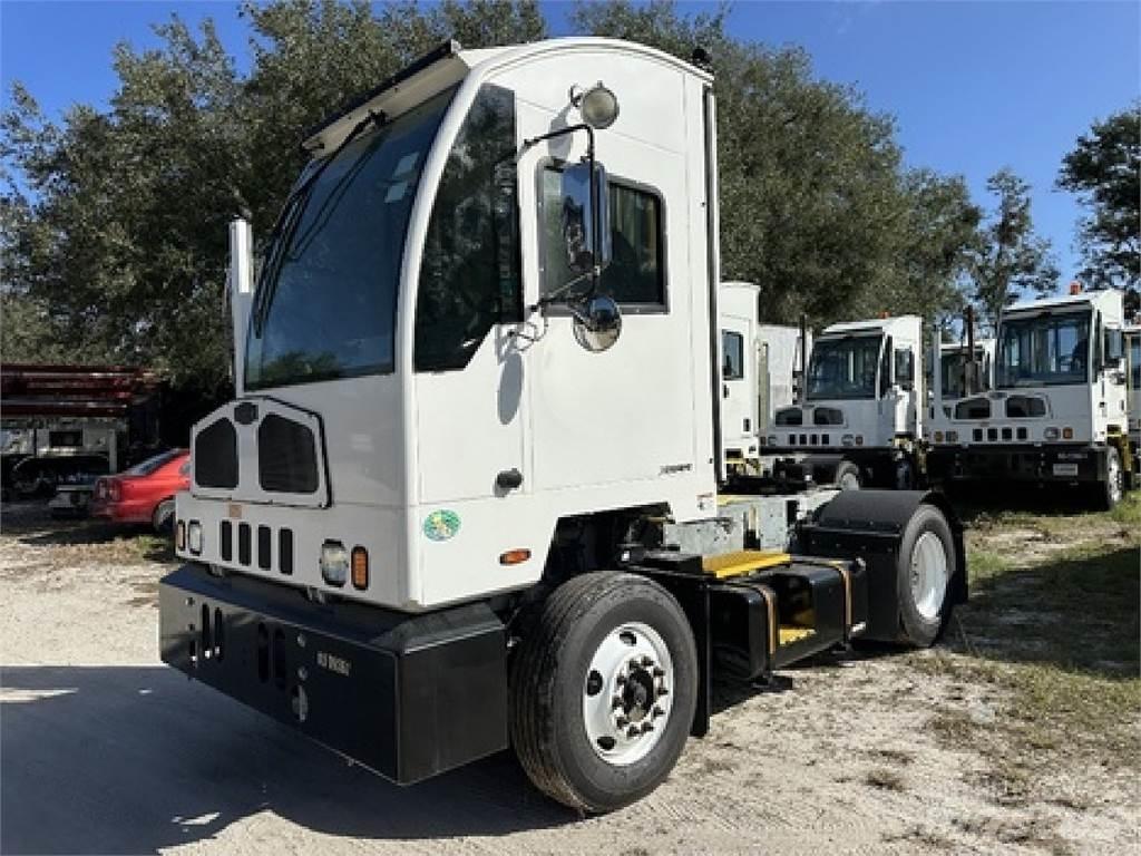 Autocar ACTT42 Terminal tractors