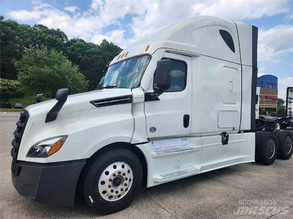 Freightliner 126 Tractor Units