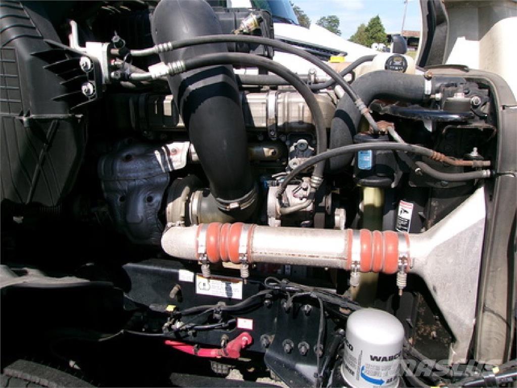 Freightliner 126 Tractor Units