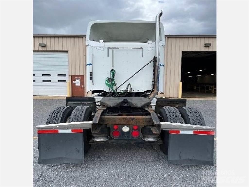 Freightliner C112 Tractor Units