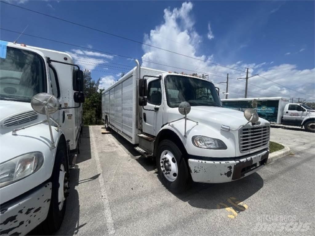 Freightliner M2106 Beverage delivery trucks