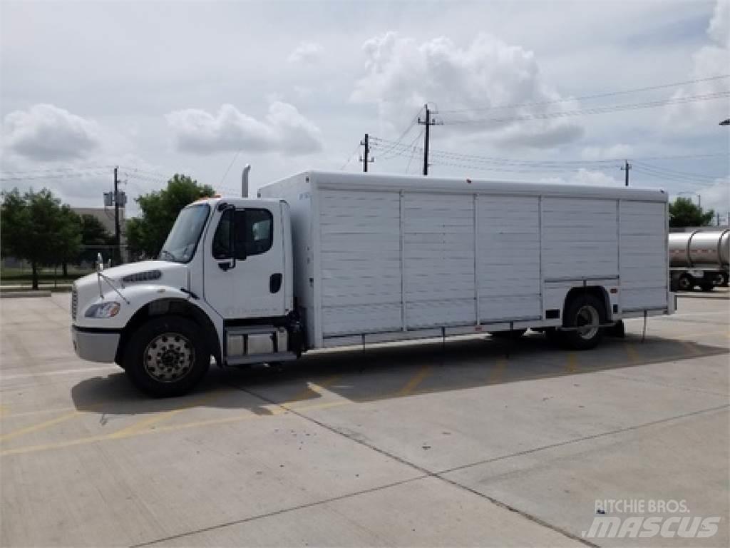 Freightliner M2106 Beverage delivery trucks