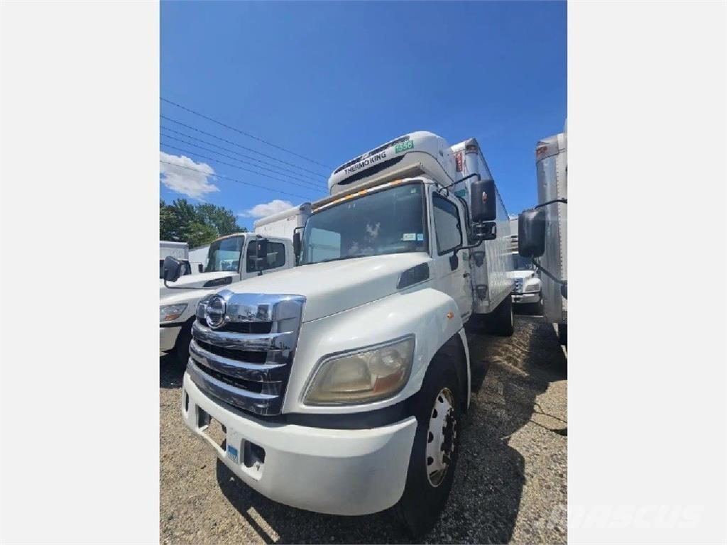 Hino 338 Temperature controlled trucks
