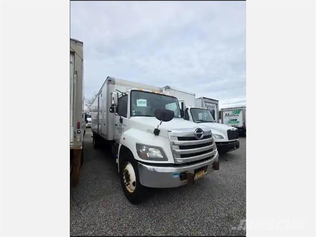 Hino 338 Box body trucks