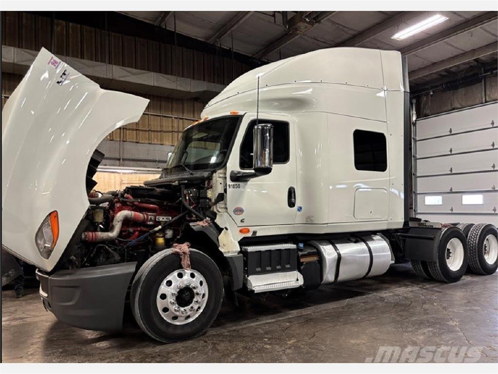 International LT625 Tractor Units