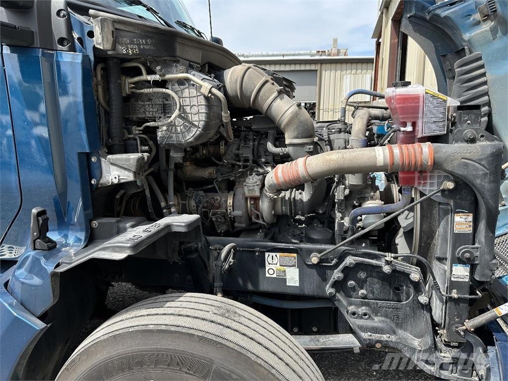 Kenworth T680 Tractor Units