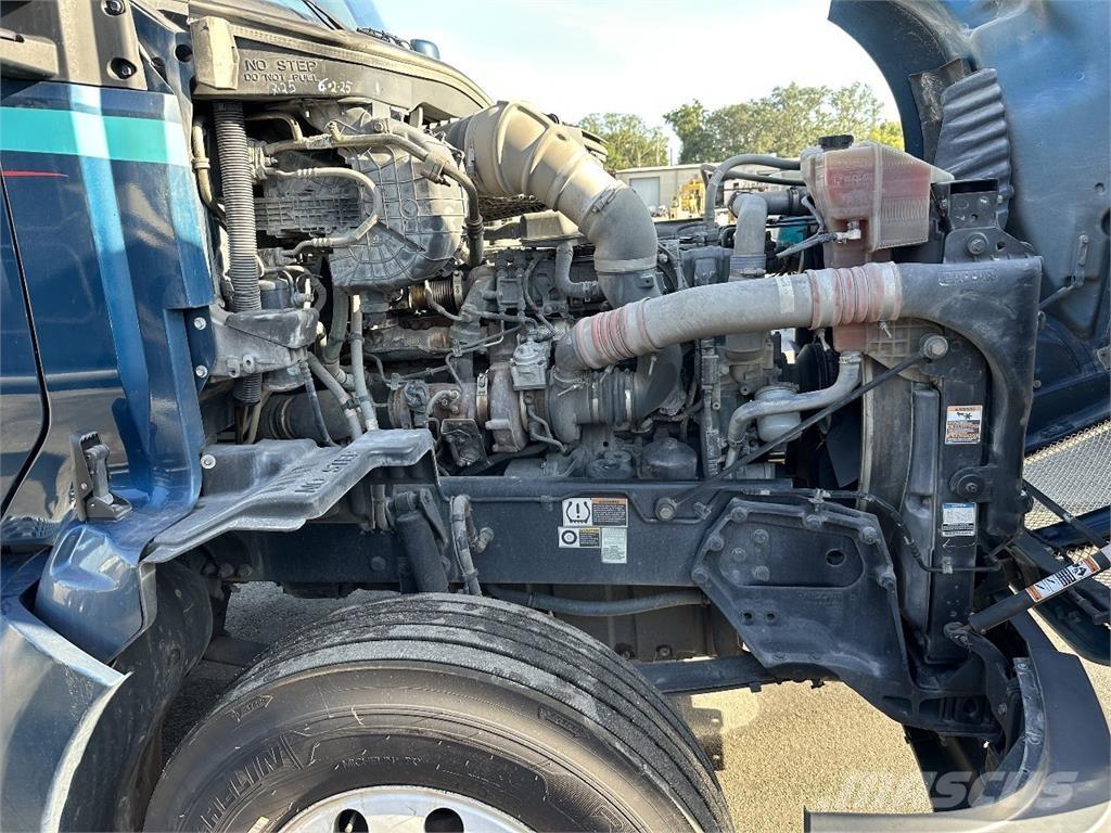 Kenworth T680 Tractor Units