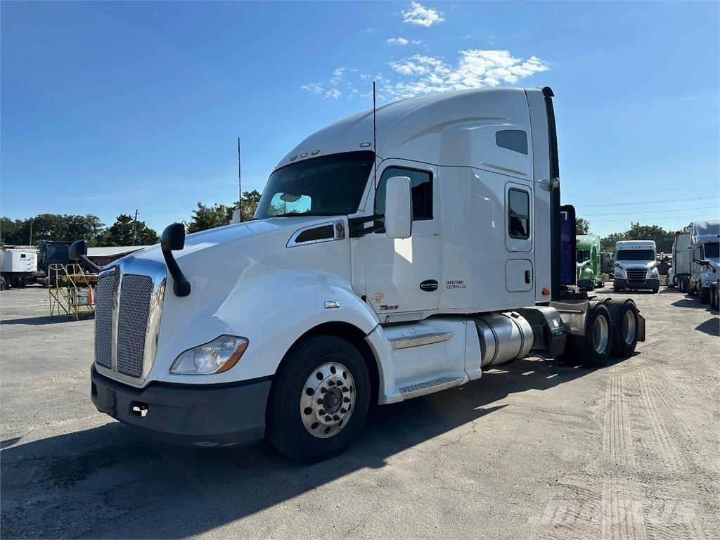 Kenworth T680 Tractor Units