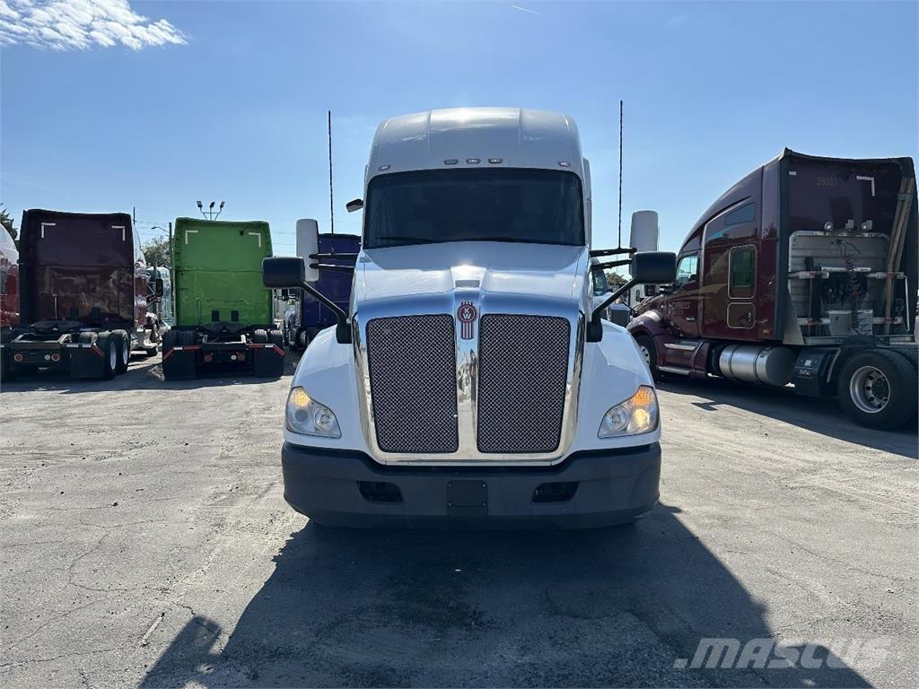 Kenworth T680 Tractor Units