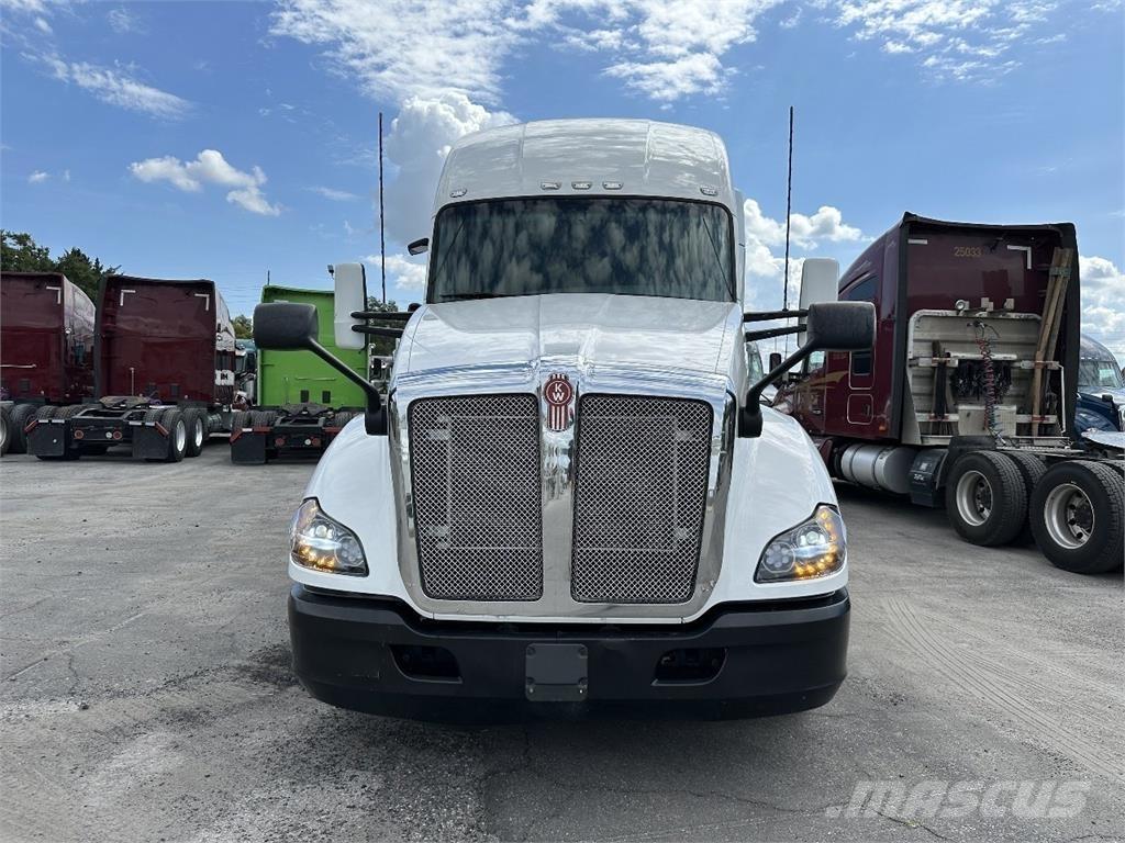 Kenworth T680 Tractor Units