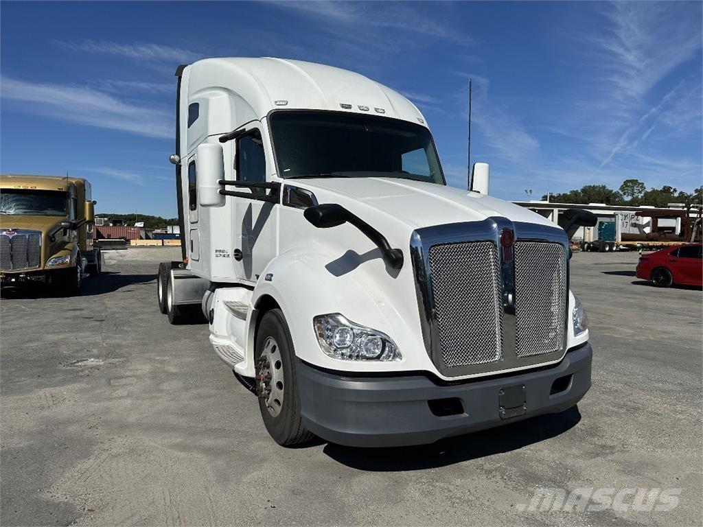 Kenworth T680 Tractor Units
