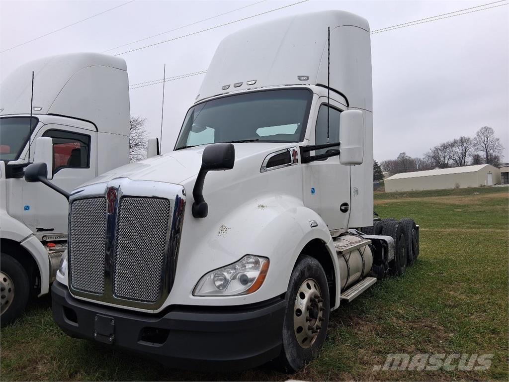 Kenworth T680 Tractor Units