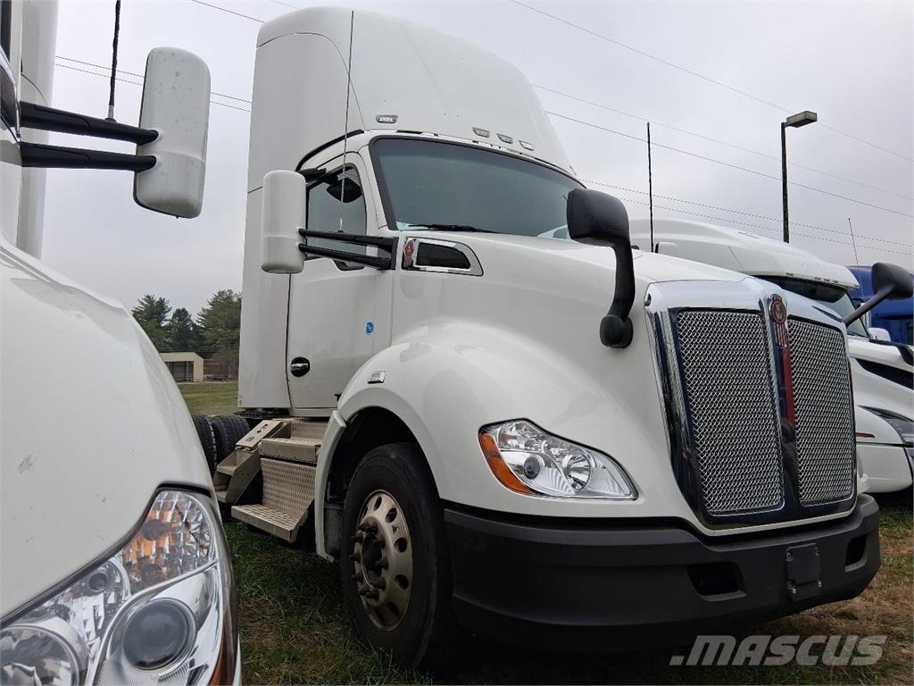 Kenworth T680 Tractor Units