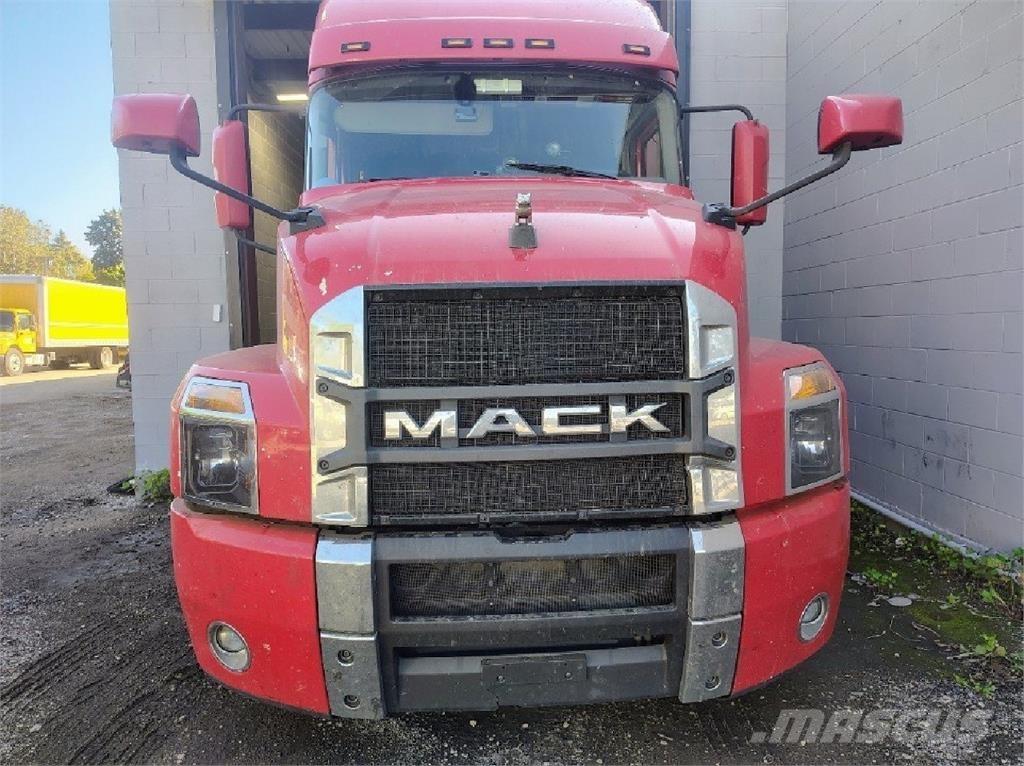 Mack Anthem 64T Tractor Units