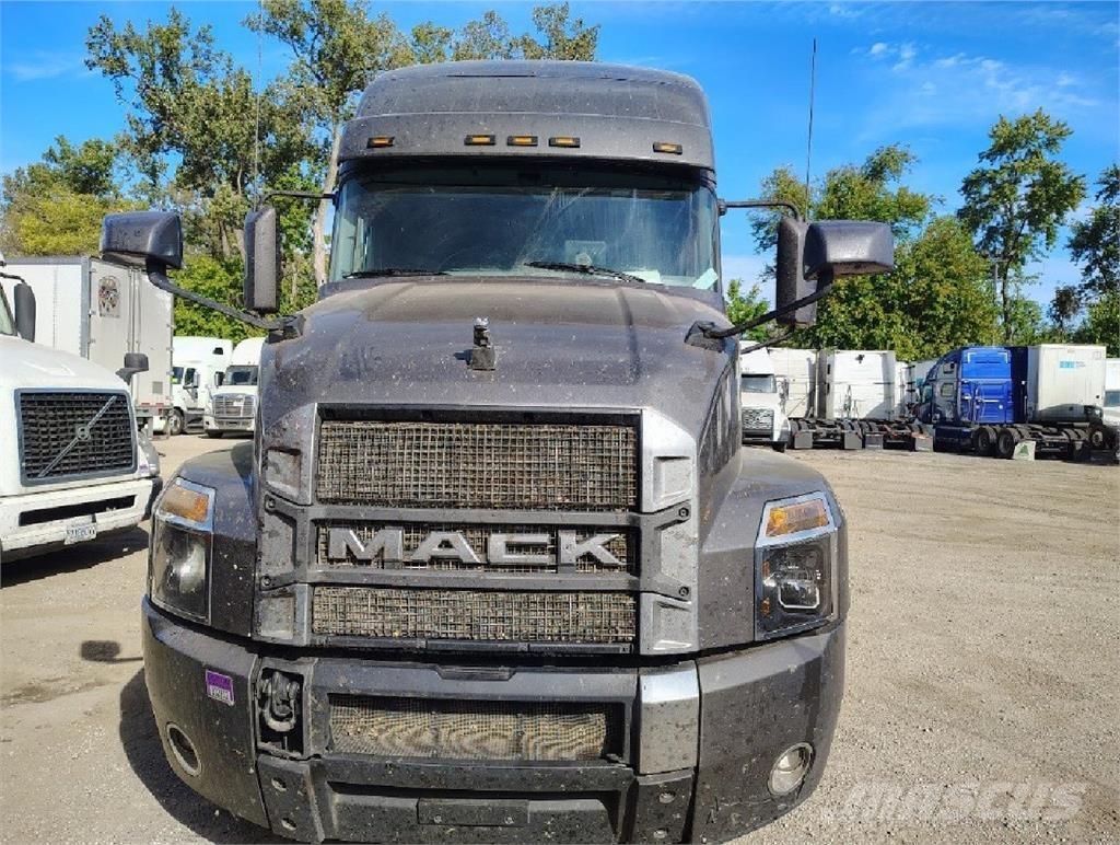 Mack Anthem 64T Tractor Units
